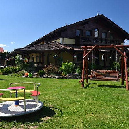 Liptovský Ján Villa Victoria Penzion מראה חיצוני תמונה