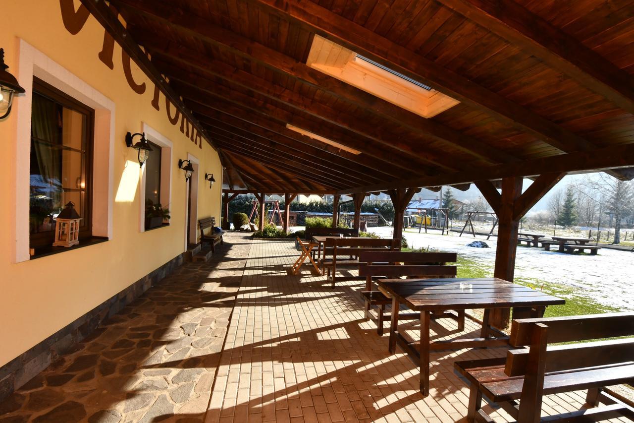 Liptovský Ján Villa Victoria Penzion מראה חיצוני תמונה