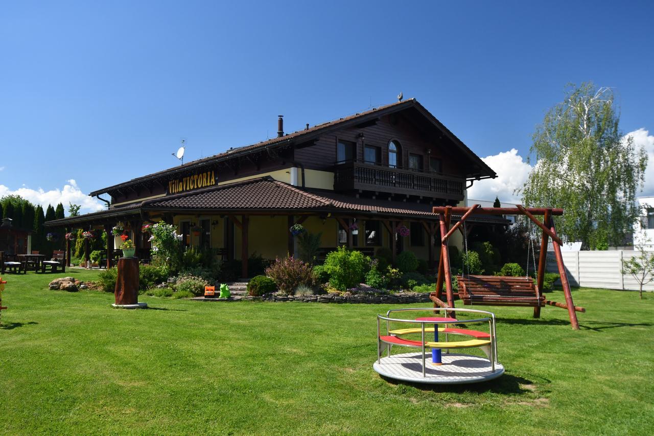 Liptovský Ján Villa Victoria Penzion מראה חיצוני תמונה